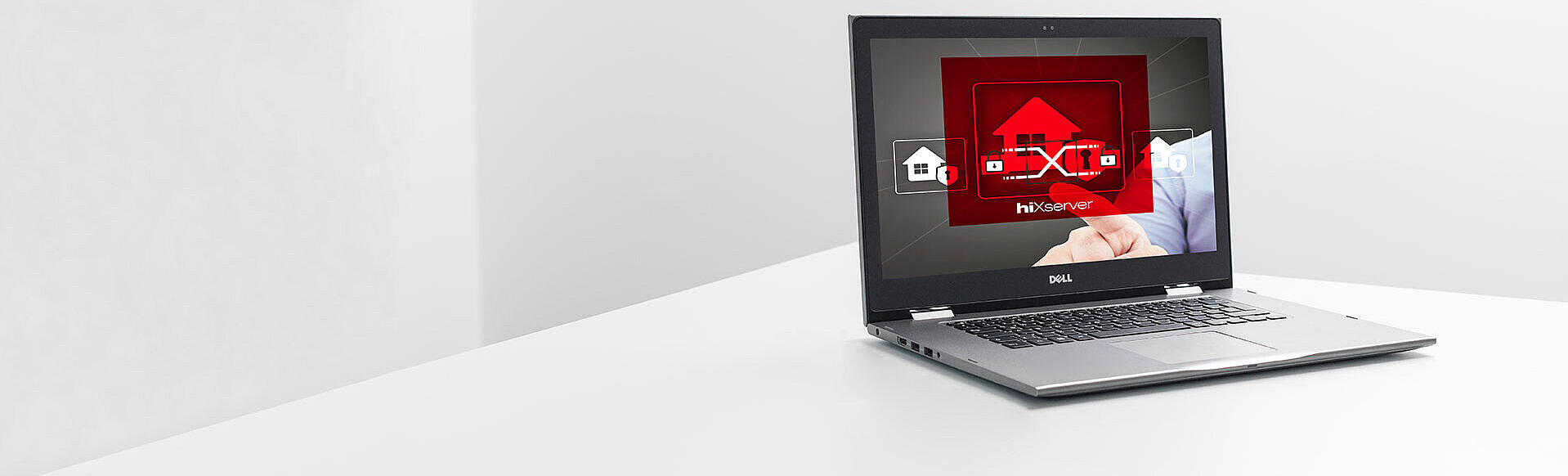 hiXserver Laptop zeigt hiXserver-Webseite auf dem Bildschirm