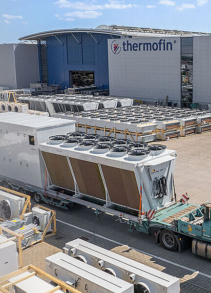 Luftaufnahme des Firmengeländes von thermofin.